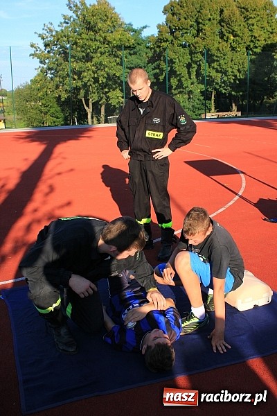 Zdjęcie w galerii na portalu naszraciborz.pl: Halo, czy mnie słyszysz? Pierwsza pomoc w Rzuchowie wiadomości z regionu