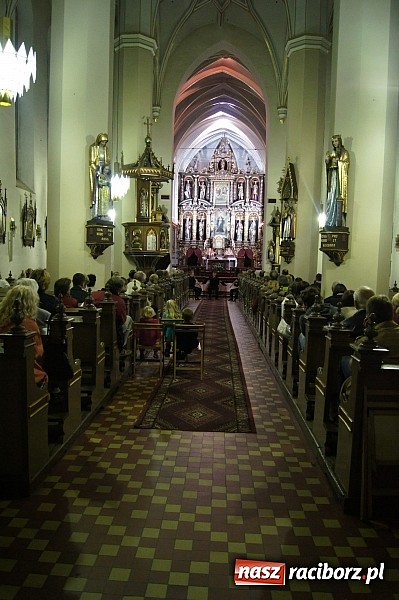 Zdjęcie w galerii na portalu naszraciborz.pl: Trio Stroikowe wystąpiło w kościele farnym wiadomości z regionu
