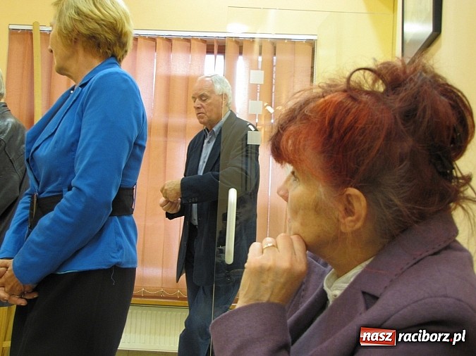 Zdjęcie w galerii na portalu naszraciborz.pl: Batik na ścianach RCI wiadomości z regionu