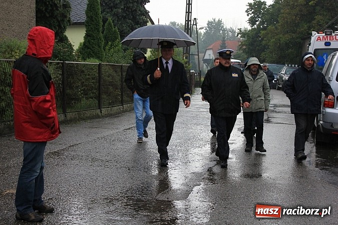 Zdjęcie w galerii na portalu naszraciborz.pl: Akcja antyterrorystów w Nieboczowach. Tu nie ma miejsca na pomyłki wiadomości z regionu