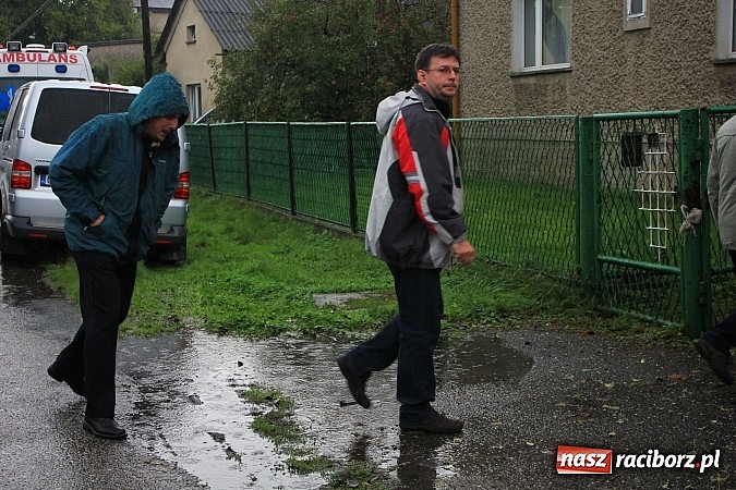 Zdjęcie w galerii na portalu naszraciborz.pl: Akcja antyterrorystów w Nieboczowach. Tu nie ma miejsca na pomyłki wiadomości z regionu