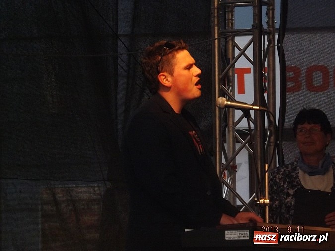 Zdjęcie w galerii na portalu naszraciborz.pl: Młodzież z MDK-u wystąpiła w Opawie wiadomości z regionu