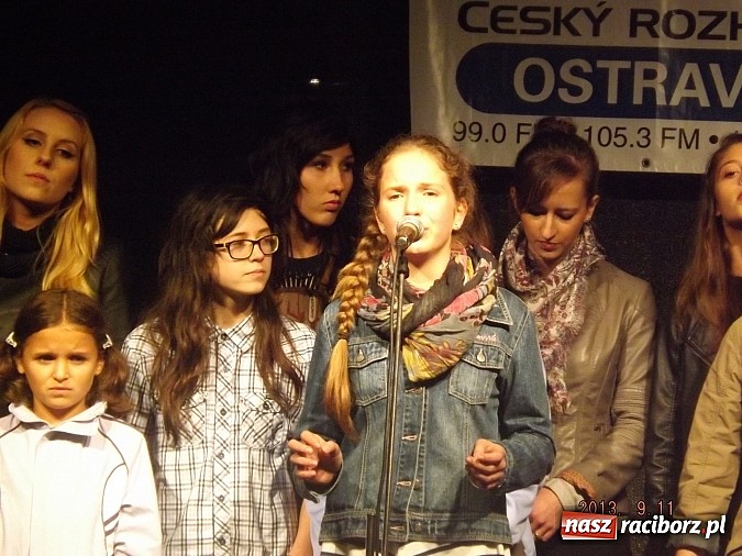 Zdjęcie w galerii na portalu naszraciborz.pl: Młodzież z MDK-u wystąpiła w Opawie wiadomości z regionu