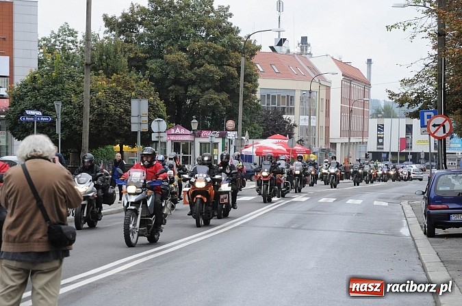 Zdjęcie w galerii na portalu naszraciborz.pl: XIII Rajd Katyński zawitał dziś do Raciborza wiadomości z regionu