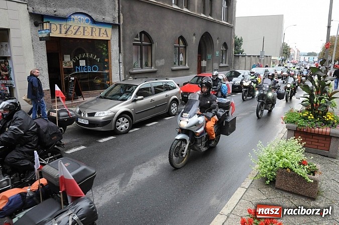 Zdjęcie w galerii na portalu naszraciborz.pl: XIII Rajd Katyński zawitał dziś do Raciborza wiadomości z regionu