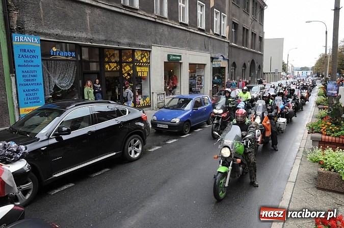 Zdjęcie w galerii na portalu naszraciborz.pl: XIII Rajd Katyński zawitał dziś do Raciborza wiadomości z regionu