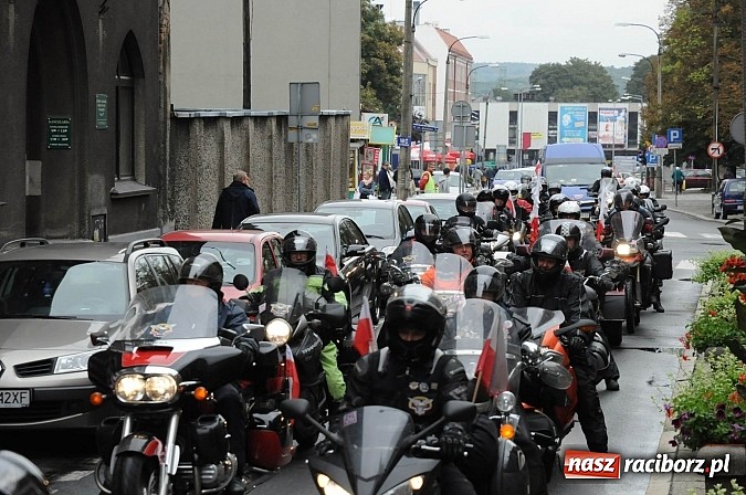 Zdjęcie w galerii na portalu naszraciborz.pl: XIII Rajd Katyński zawitał dziś do Raciborza wiadomości z regionu