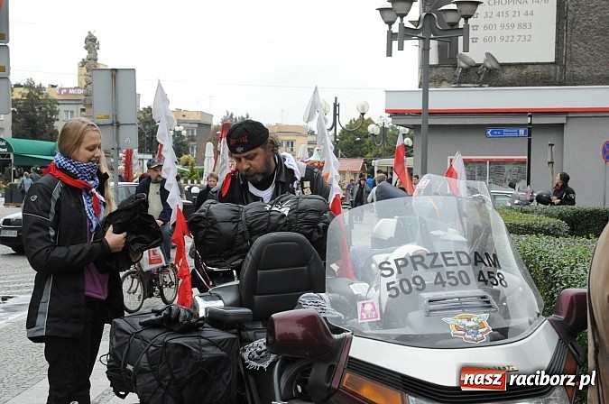 Zdjęcie w galerii na portalu naszraciborz.pl: XIII Rajd Katyński zawitał dziś do Raciborza wiadomości z regionu