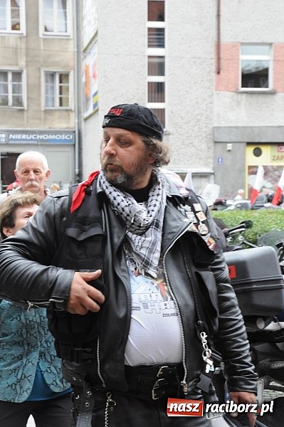 Zdjęcie w galerii na portalu naszraciborz.pl: XIII Rajd Katyński zawitał dziś do Raciborza wiadomości z regionu