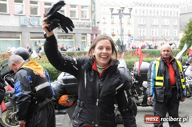 Zdjęcie w galerii na portalu naszraciborz.pl: XIII Rajd Katyński zawitał dziś do Raciborza wiadomości z regionu
