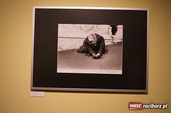 Zdjęcie w galerii na portalu naszraciborz.pl: Wystawa Słowo-Obraz-Dźwięk w RCK wiadomości z regionu