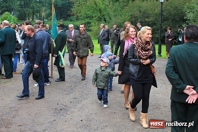 Zdjęcie w galerii na portalu naszraciborz.pl: Myśliwi świętowali dziś w Rudach 90-lecie PZŁ wiadomości z regionu