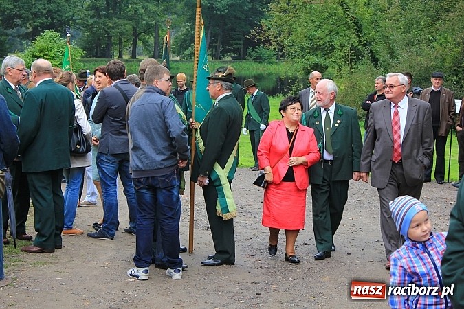 Zdjęcie w galerii na portalu naszraciborz.pl: Myśliwi świętowali dziś w Rudach 90-lecie PZŁ wiadomości z regionu