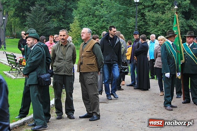Zdjęcie w galerii na portalu naszraciborz.pl: Myśliwi świętowali dziś w Rudach 90-lecie PZŁ wiadomości z regionu
