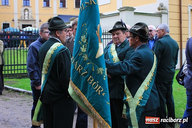Zdjęcie w galerii na portalu naszraciborz.pl: Myśliwi świętowali dziś w Rudach 90-lecie PZŁ wiadomości z regionu