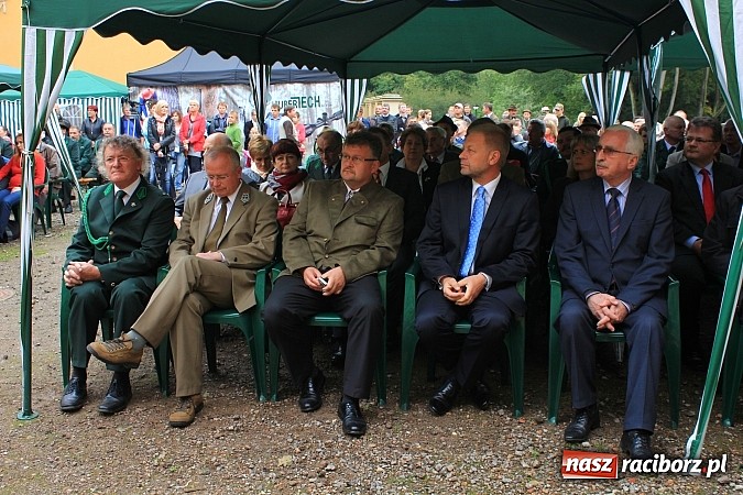 Zdjęcie w galerii na portalu naszraciborz.pl: Myśliwi świętowali dziś w Rudach 90-lecie PZŁ wiadomości z regionu