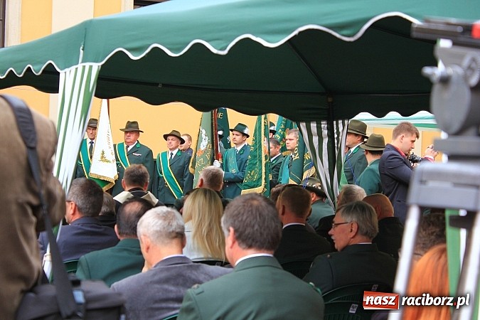 Zdjęcie w galerii na portalu naszraciborz.pl: Myśliwi świętowali dziś w Rudach 90-lecie PZŁ wiadomości z regionu