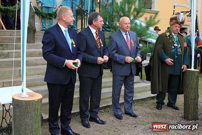 Zdjęcie w galerii na portalu naszraciborz.pl: Myśliwi świętowali dziś w Rudach 90-lecie PZŁ wiadomości z regionu