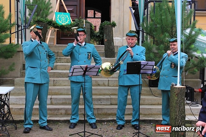 Zdjęcie w galerii na portalu naszraciborz.pl: Myśliwi świętowali dziś w Rudach 90-lecie PZŁ wiadomości z regionu