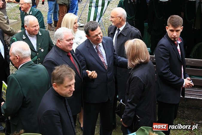 Zdjęcie w galerii na portalu naszraciborz.pl: Myśliwi świętowali dziś w Rudach 90-lecie PZŁ wiadomości z regionu