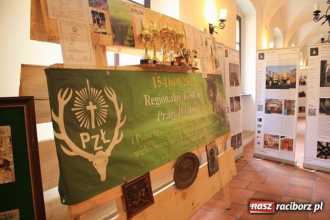 Zdjęcie w galerii na portalu naszraciborz.pl: Myśliwi świętowali dziś w Rudach 90-lecie PZŁ wiadomości z regionu