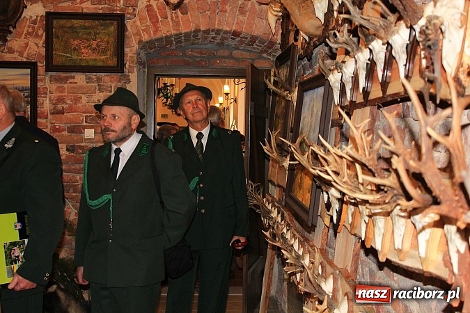 Zdjęcie w galerii na portalu naszraciborz.pl: Myśliwi świętowali dziś w Rudach 90-lecie PZŁ wiadomości z regionu