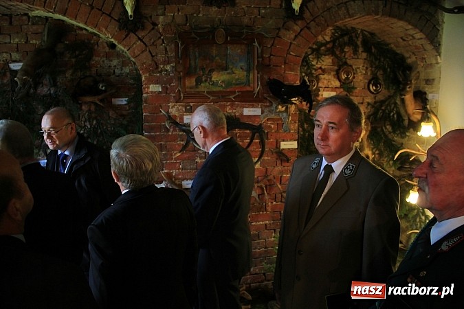 Zdjęcie w galerii na portalu naszraciborz.pl: Myśliwi świętowali dziś w Rudach 90-lecie PZŁ wiadomości z regionu