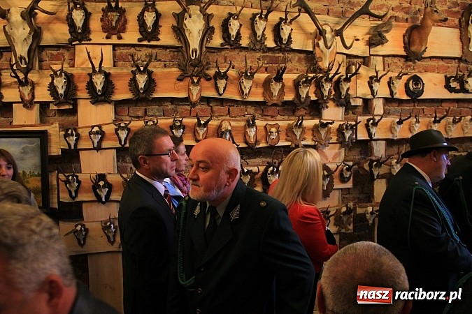 Zdjęcie w galerii na portalu naszraciborz.pl: Myśliwi świętowali dziś w Rudach 90-lecie PZŁ wiadomości z regionu