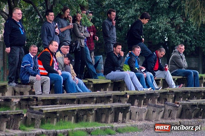 Zdjęcie w galerii na portalu naszraciborz.pl: Tworków kontra Owsiszcze. Szesnaście lat oczekiwania na remis wiadomości z regionu