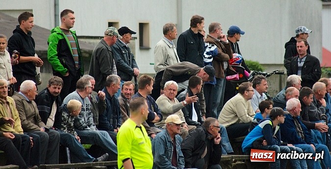 Zdjęcie w galerii na portalu naszraciborz.pl: Tworków kontra Owsiszcze. Szesnaście lat oczekiwania na remis wiadomości z regionu