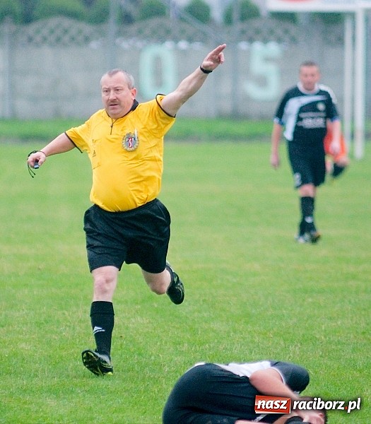 Zdjęcie w galerii na portalu naszraciborz.pl: Tworków kontra Owsiszcze. Szesnaście lat oczekiwania na remis wiadomości z regionu