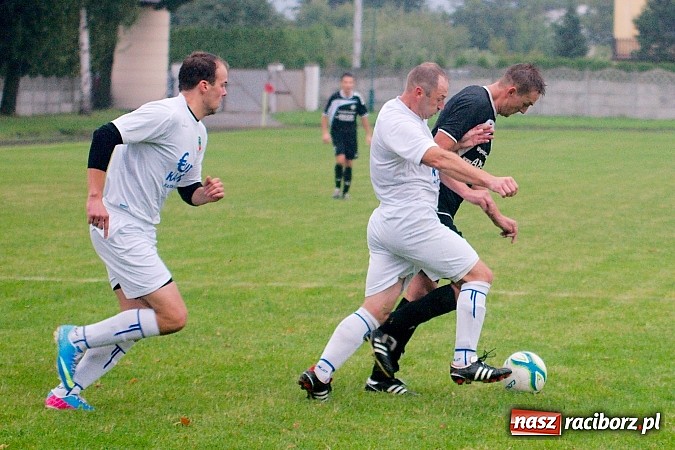 Zdjęcie w galerii na portalu naszraciborz.pl: Tworków kontra Owsiszcze. Szesnaście lat oczekiwania na remis wiadomości z regionu