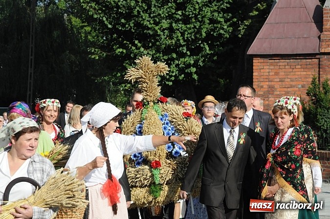 Zdjęcie w galerii na portalu naszraciborz.pl: Łubowice 2013 - święto plonów w rodzinnej miejscowości Josepha von Eichendorffa wiadomości z regionu