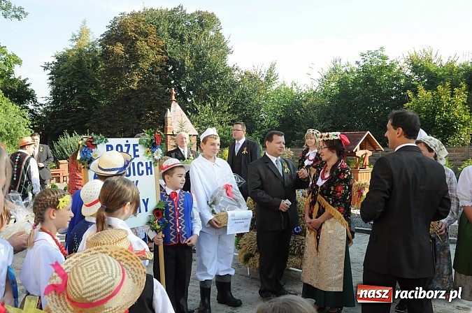 Zdjęcie w galerii na portalu naszraciborz.pl: Łubowice 2013 - święto plonów w rodzinnej miejscowości Josepha von Eichendorffa wiadomości z regionu