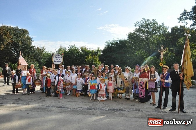Zdjęcie w galerii na portalu naszraciborz.pl: Łubowice 2013 - święto plonów w rodzinnej miejscowości Josepha von Eichendorffa wiadomości z regionu