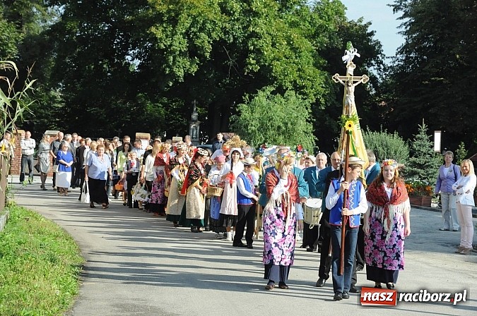 Zdjęcie w galerii na portalu naszraciborz.pl: Łubowice 2013 - święto plonów w rodzinnej miejscowości Josepha von Eichendorffa wiadomości z regionu
