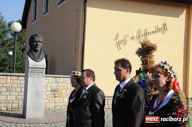 Zdjęcie w galerii na portalu naszraciborz.pl: Łubowice 2013 - święto plonów w rodzinnej miejscowości Josepha von Eichendorffa wiadomości z regionu