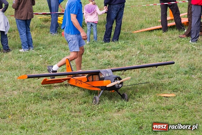 Zdjęcie w galerii na portalu naszraciborz.pl: Raciborskie air-show z dużą frekwencją wiadomości z regionu