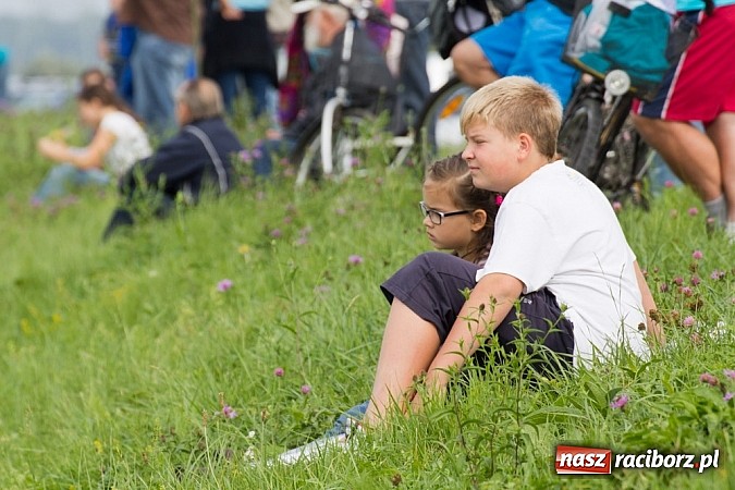 Zdjęcie w galerii na portalu naszraciborz.pl: Raciborskie air-show z dużą frekwencją wiadomości z regionu