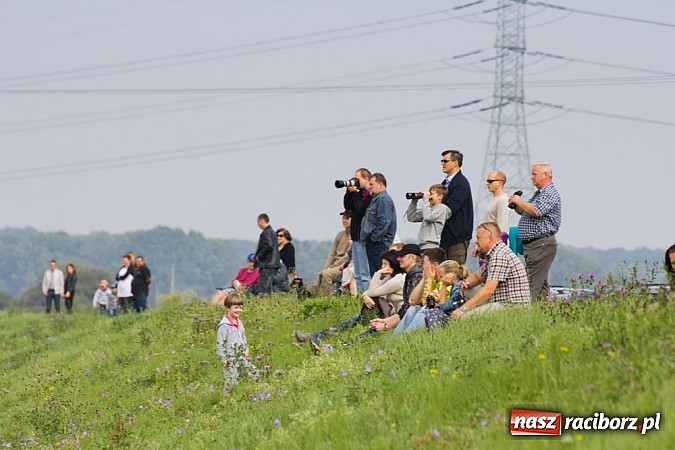 Zdjęcie w galerii na portalu naszraciborz.pl: Raciborskie air-show z dużą frekwencją wiadomości z regionu