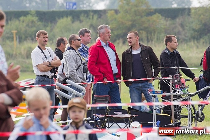 Zdjęcie w galerii na portalu naszraciborz.pl: Raciborskie air-show z dużą frekwencją wiadomości z regionu
