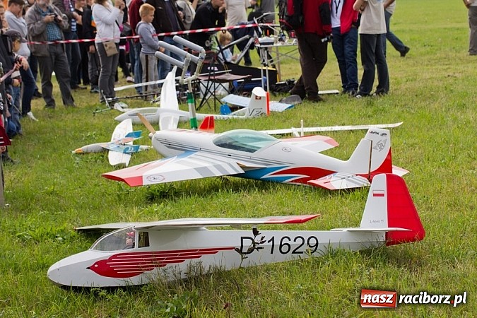 Zdjęcie w galerii na portalu naszraciborz.pl: Raciborskie air-show z dużą frekwencją wiadomości z regionu