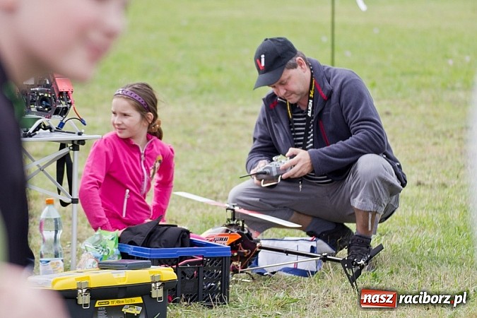 Zdjęcie w galerii na portalu naszraciborz.pl: Raciborskie air-show z dużą frekwencją wiadomości z regionu