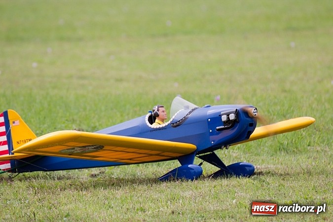 Zdjęcie w galerii na portalu naszraciborz.pl: Raciborskie air-show z dużą frekwencją wiadomości z regionu