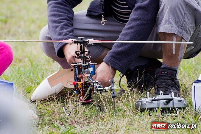 Zdjęcie w galerii na portalu naszraciborz.pl: Raciborskie air-show z dużą frekwencją wiadomości z regionu