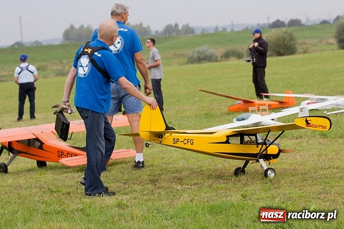 Zdjęcie w galerii na portalu naszraciborz.pl: Raciborskie air-show z dużą frekwencją wiadomości z regionu