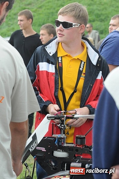 Zdjęcie w galerii na portalu naszraciborz.pl: Raciborskie air-show z dużą frekwencją wiadomości z regionu