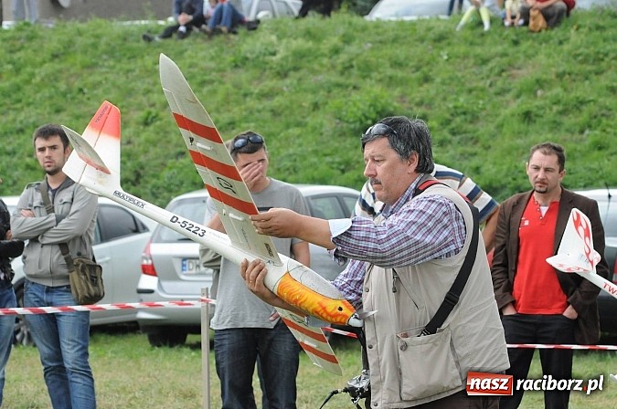 Zdjęcie w galerii na portalu naszraciborz.pl: Raciborskie air-show z dużą frekwencją wiadomości z regionu