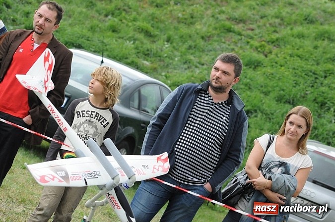 Zdjęcie w galerii na portalu naszraciborz.pl: Raciborskie air-show z dużą frekwencją wiadomości z regionu