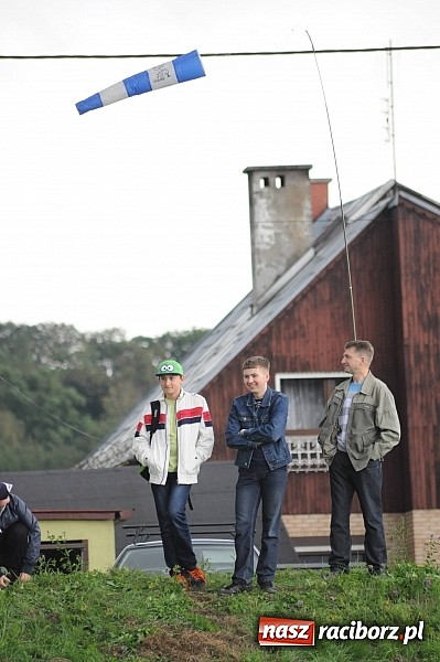 Zdjęcie w galerii na portalu naszraciborz.pl: Raciborskie air-show z dużą frekwencją wiadomości z regionu